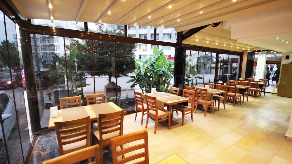 Delta Hotel Didim Bagian luar foto