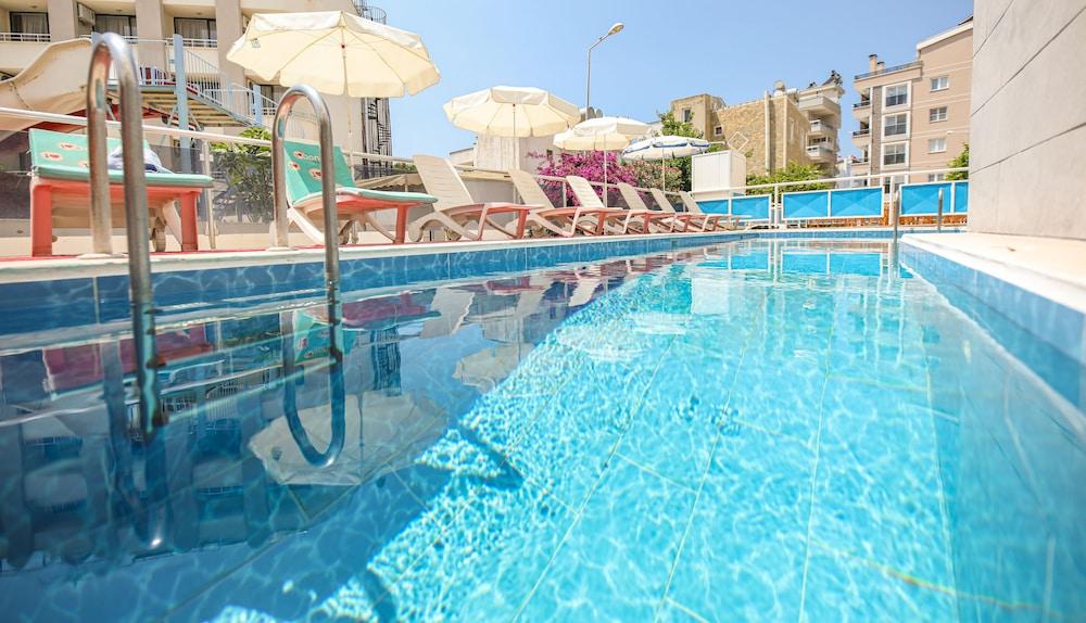 Delta Hotel Didim Bagian luar foto